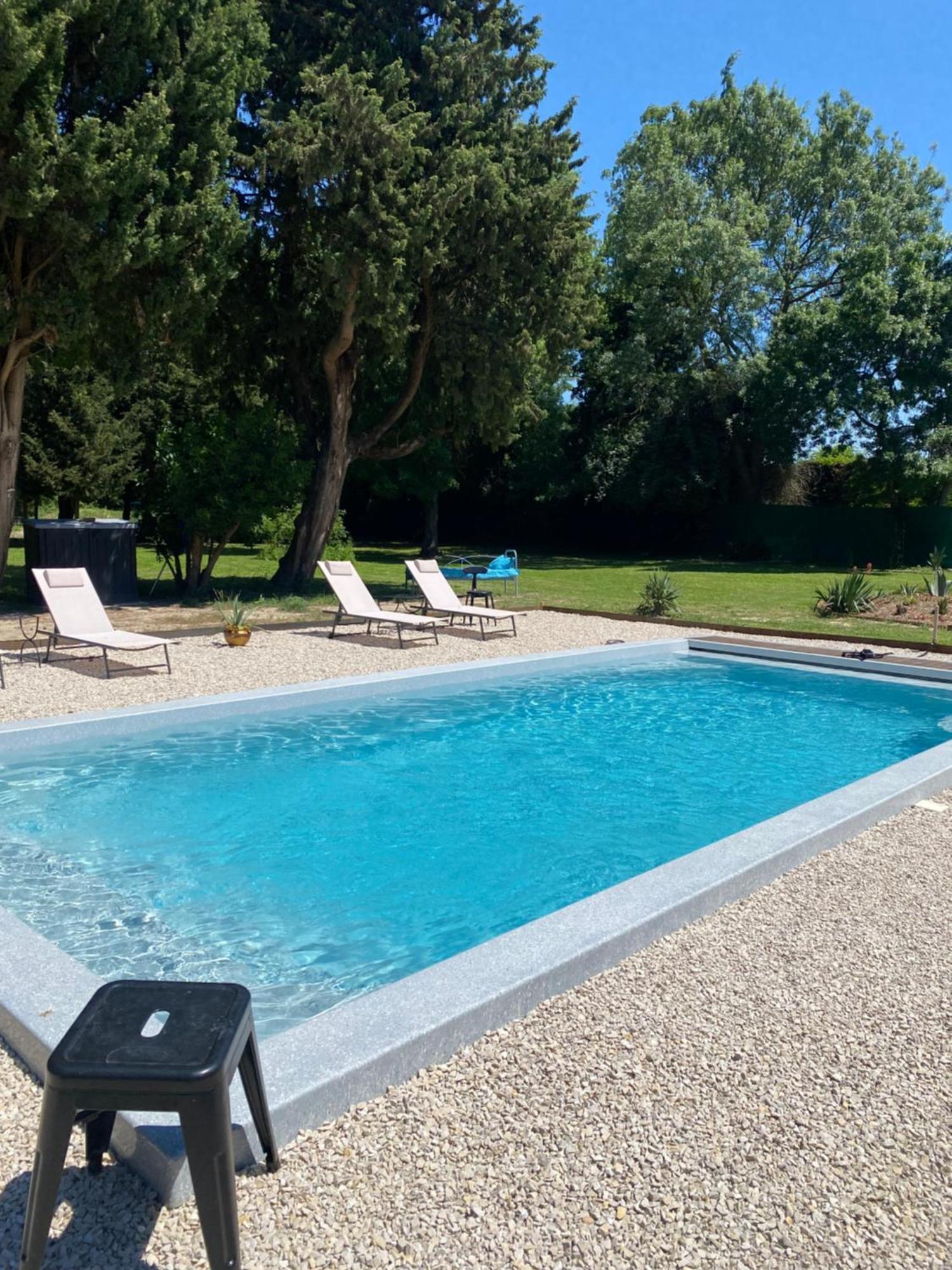 Les Cypres De L'ile Aparthotel Avignon